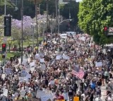 Protesters clash with National Guard troops in Los Angeles