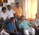 Karnataka BJP leaders visit stampede victim’s parents, assure justice