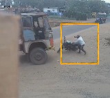 Lorry hits bike youth Escaped in Aswaraopeta