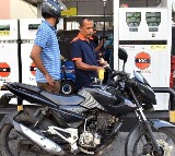 Oil prices continue to surge amid growing Israel-Iran tensions