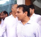 KTR Sends Legal Notice to TPCC Chief Mahesh Kumar Goud