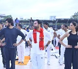 Thousands attend countdown to Yoga Day in Hyderabad