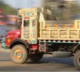 Only BS-VI compliant trucks will be allowed to enter Delhi from Nov 1: Govt