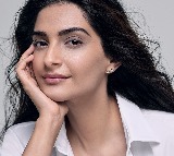 Sonam Kapoor donates 12 inches of her hair to charity