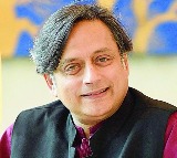 Modi Praised by Shashi Tharoor Denies BJP Entry