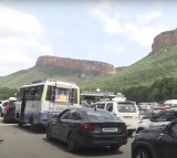 Tirumala Rush Devotees Flock to Tirumala Alipiri Traffic Jam