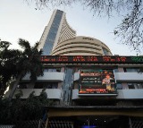 Stock Market Drops Due to Weekly Expiry Effect