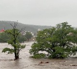6 dead, unknown number of children missing in Texas flooding
