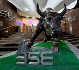 Market drifts lower amid tariff jitters, Q1 earnings season key to lift sentiment