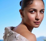 ‘Stars are born’, says Alia Bhatt on stupendous opening of ‘Saiyaara’