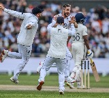 KL Rahul and Gill rescue Team India after early collapse