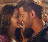 Hrithik Roshan, Kiara Advani romance away in ‘Aavan Jaavan’ from ‘War 2’