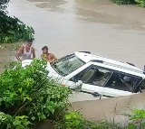 11 dead as vehicle plunges into canal in UP's Gonda