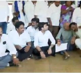 Pulivendula By Election YSRCP Protest at Vijayawada EC Office