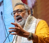 Rahul Gandhi acts like madman, wants votes of Bangladeshi infiltrators, says Giriraj Singh