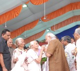 An era of Seva ascends to Heavens: PM Modi with Kalaben Patel in frame captures nation’s sentiment