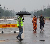 Delhi-NCR wakes up to light showers, IMD issues 'red alert'