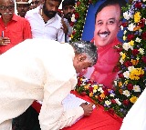 Andhra Pradesh CM Naidu pays homage to Sudhakar Reddy