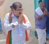 K'taka MLA says woman SP acts like pet dog of Cong leaders; FIR slapped by police