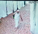 Golden Kalash worth Rs 1 Cr stolen from Red Fort during Jain religious event; suspect identified