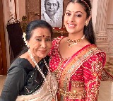 Asha Bhosale turns 92; granddaughter Zanai asks, “92 or 29?!”
