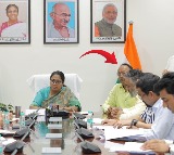 Rekha Gupta Controversy Over Husband at Official Meeting