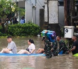 19 killed, 10 missing in Indonesia floods