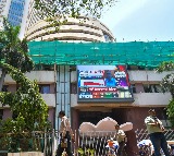 Sensex, Nifty settle slightly lower amid mixed global cues