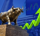 Stock market continues positive momentum ahead of Fed rate cut, bank stocks jump