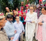 'My restaurant made only Rs 50': BJP MP Kangana Ranaut to Manali flood-hit victims amid 'Go Back' slogans
