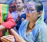 Jaya Prada offers prayers at the famous Tarapith Temple during Navratri