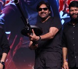 Pawan Kalyan More Hardworking Than Vijay Says OG Cinematographer