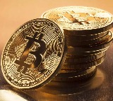 Bitcoin touches record high crossing $125,000
