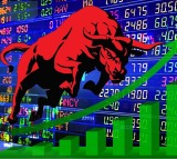 Sensex rises 583 points, Nifty tops 25,000 as IT and banking stocks lead rally