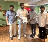 Srikanth Ayyangar Issue Balmoor Venkat Meets Manchu Vishnu