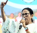 Durgapur Gang Rape Time Discrepancy Father Denies Mamata Banerjee Claim