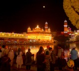 Golden Temple illuminated to mark Bandi Chhor Diwas, Diwali