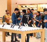 Apple ships record 4.9 million iPhones to India in Q3 2025