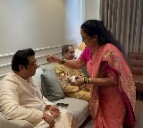 Thackeray family reunites on Bhai Dooj