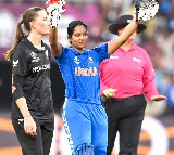 Women's World Cup: Rain halts play in India v New Zealand clash