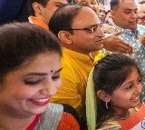 Indian immigrants most economically beneficial group to US: Study