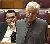 Pak Defence Minister warns of 'open war' with Afghanistan if ongoing peace dialogue fails