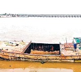 Himanshu Shukla Sangam Barrage Escapes Major Disaster in Nellore