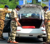 Red Fort blast: Delhi Police hunt for second suspected vehicle, red Ford EcoSport
