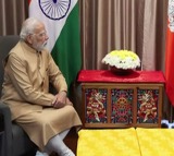 PM Modi meets Bhutans Fourth King Jigme Singye Wangchuck