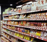 Free Supermarket for Needy in Canada Run by Charity