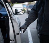 Bengaluru Robbery 711 Crore Loot Disguised as RBI Officers