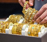 Gold, silver extend gains on Fed rate cut hopes