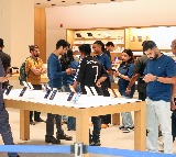 Apple to surpass Samsung in global shipments for 1st time in 14 years