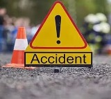 Road Accident Near Rameshwaram Kills Two Ayyappa Pilgrims From Srikakulam